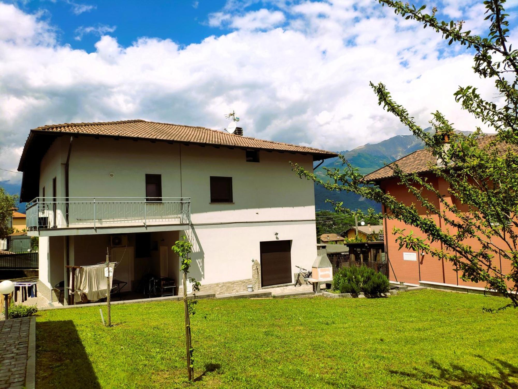 Chiaro House Διαμέρισμα Colico Εξωτερικό φωτογραφία